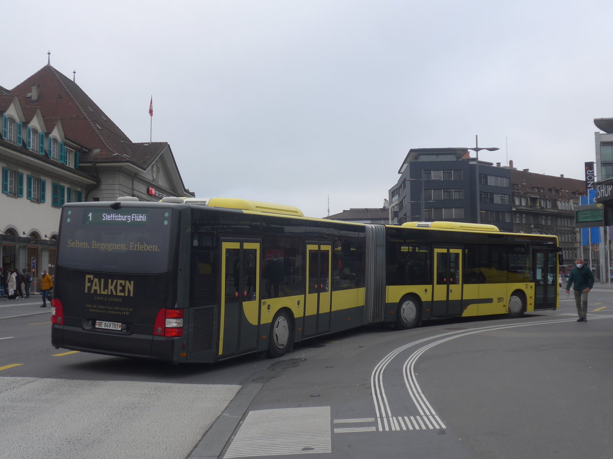 (222'982) - STI Thun - Nr. 701/BE 849'701 - MAN am 8. Dezember 2020 beim Bahnhof Thun