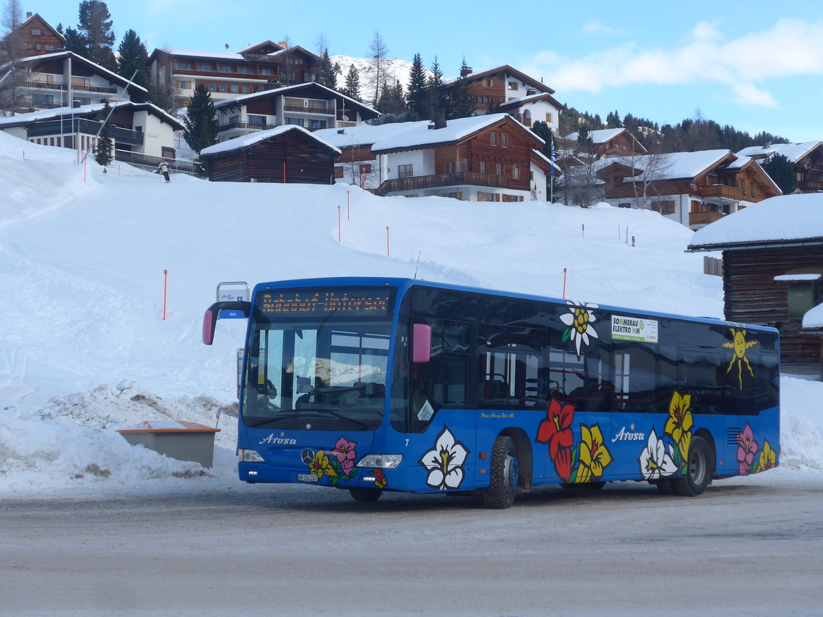 (223'205) - Pfosi, Arosa - Nr. 7/GR 154'247 - Mercedes am 2. Januar 2021 in Arosa, Hrnli