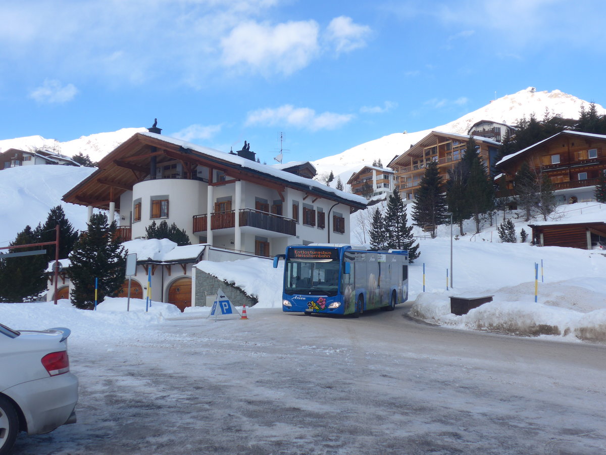 (223'206) - Pfosi, Arosa - Nr. 2/GR 154'242 - Mercedes am 2. Januar 2021 in Arosa, Hrnli