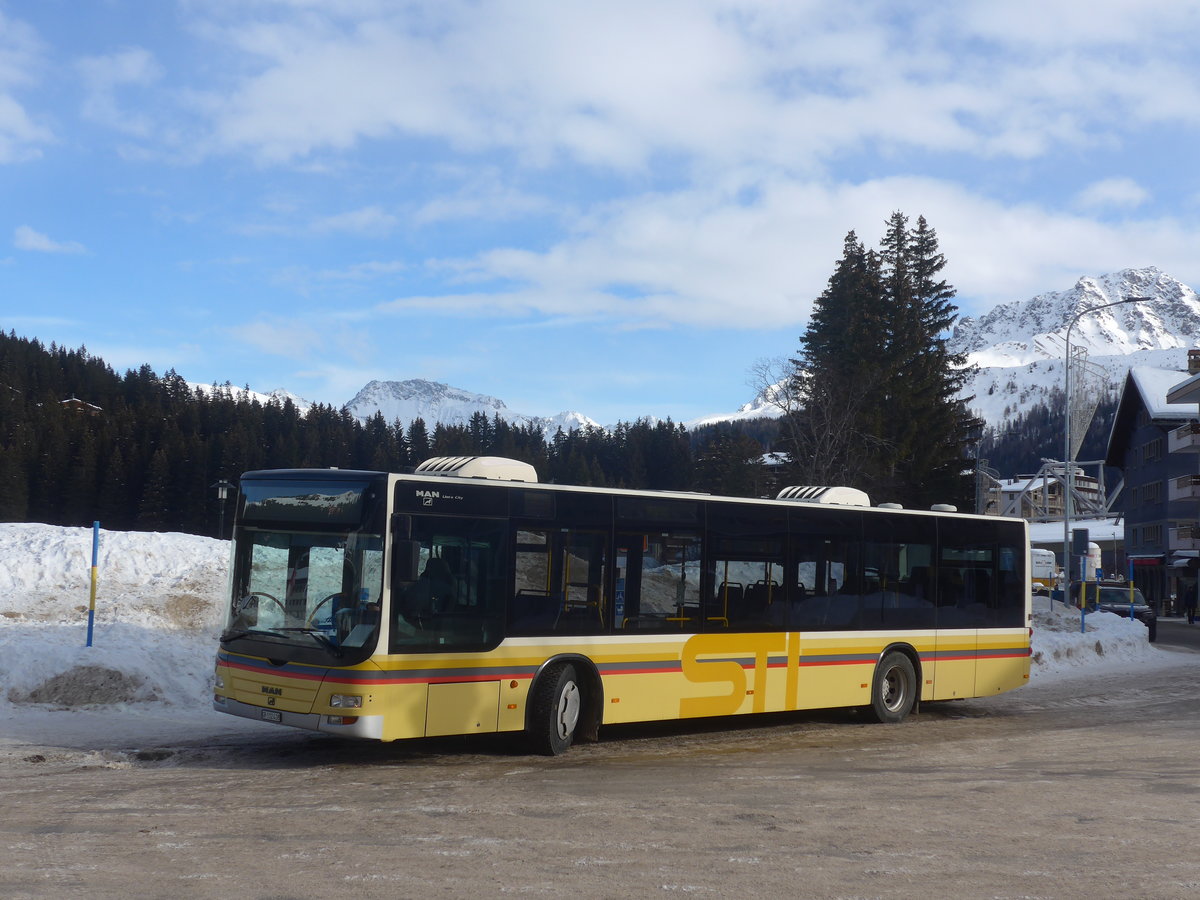 (223'215) - Pfosi, Arosa - Nr. 14/GR 112'438 - MAN (ex Regiobus, Gossau Nr. 37; ex STI Thun Nr. 124) am 2. Januar 2021 in Arosa, Post 