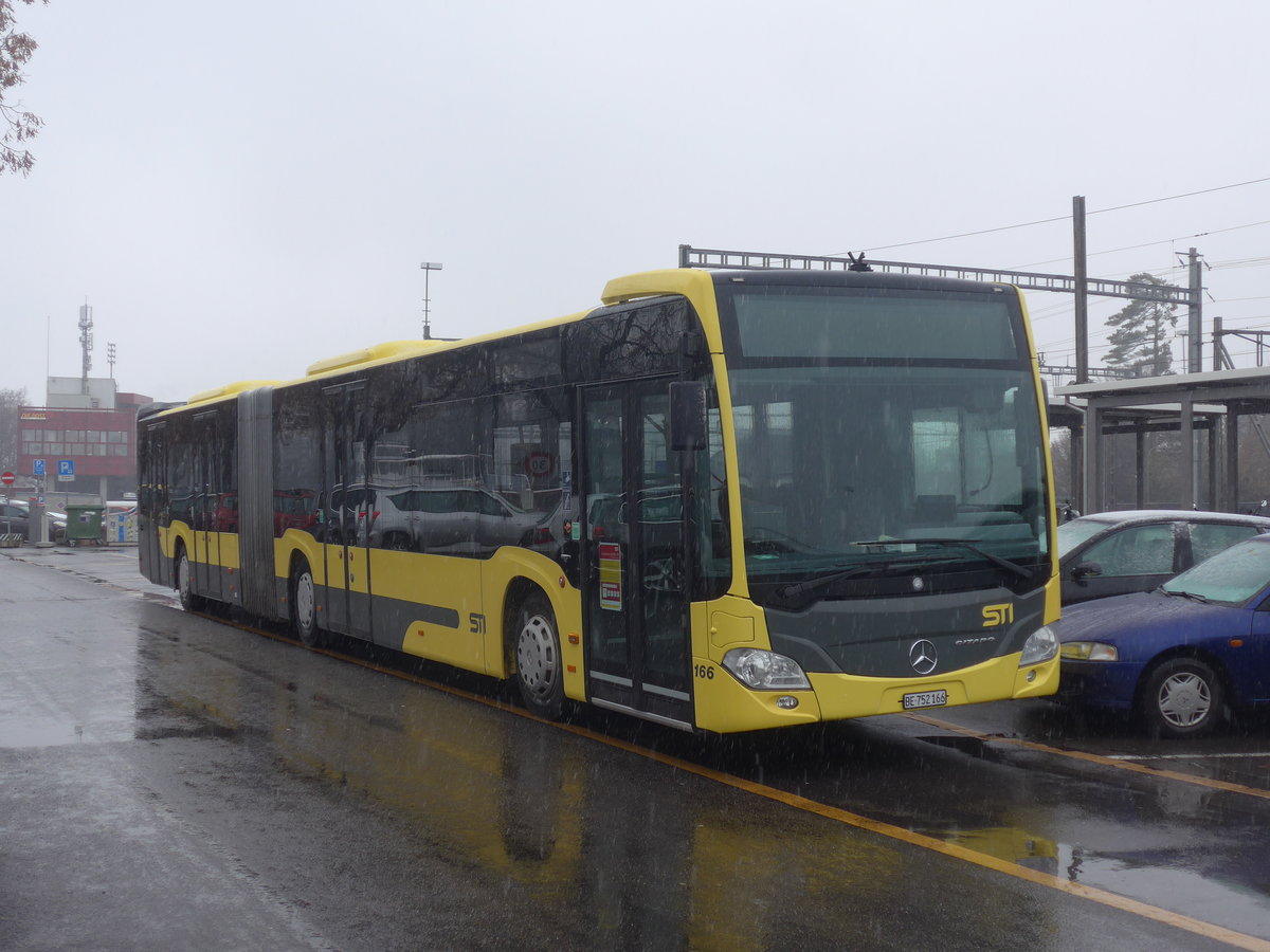 (223'465) - STI Thun - Nr. 166/BE 752'166 - Mercedes am 9. Februar 2021 in Thun, CarTerminal