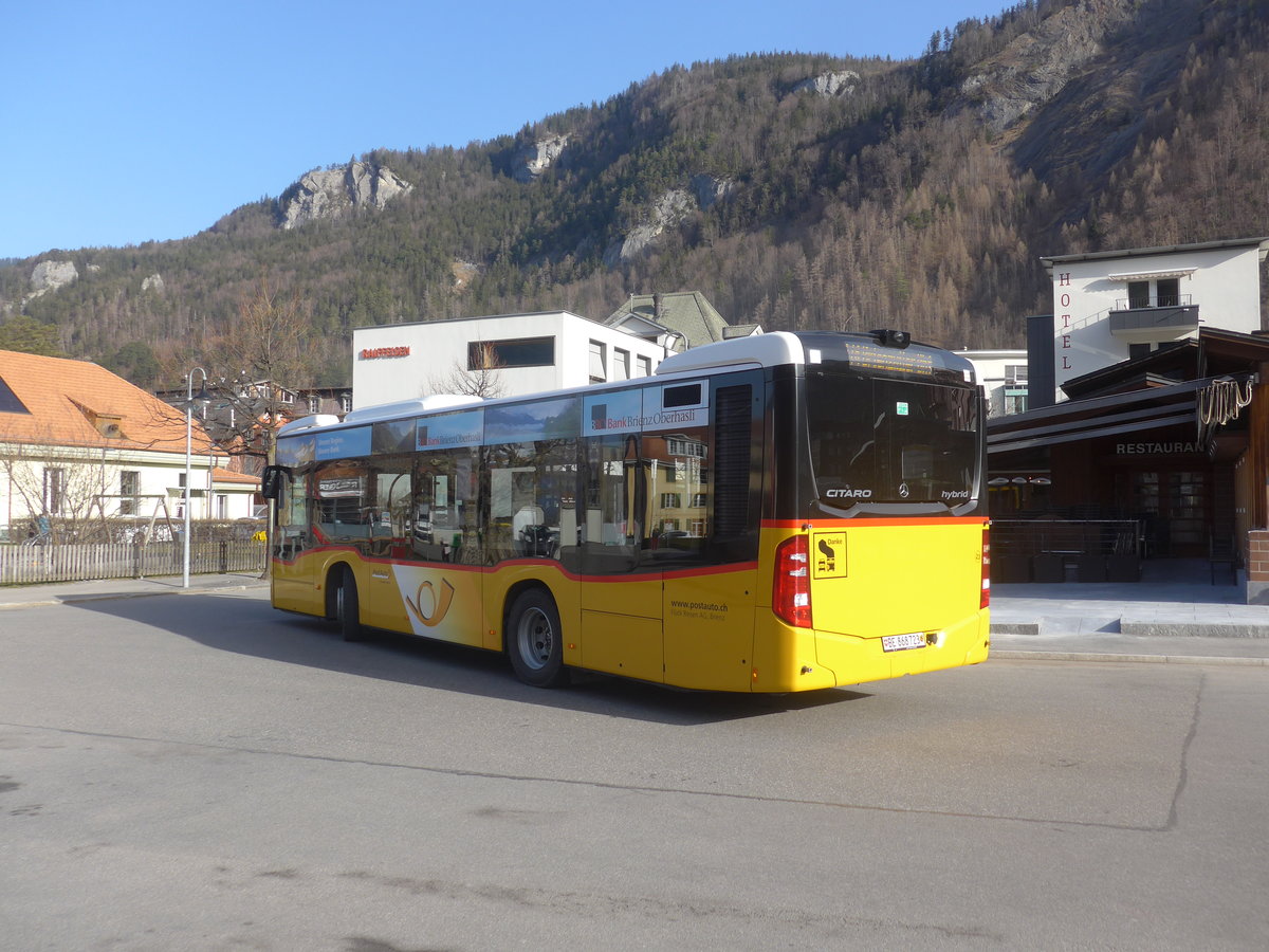 (223'766) - Flck, Brienz - Nr. 23/BE 868'723 - Mercedes am 26. Februar 2021 in Meiringen, Postautostation