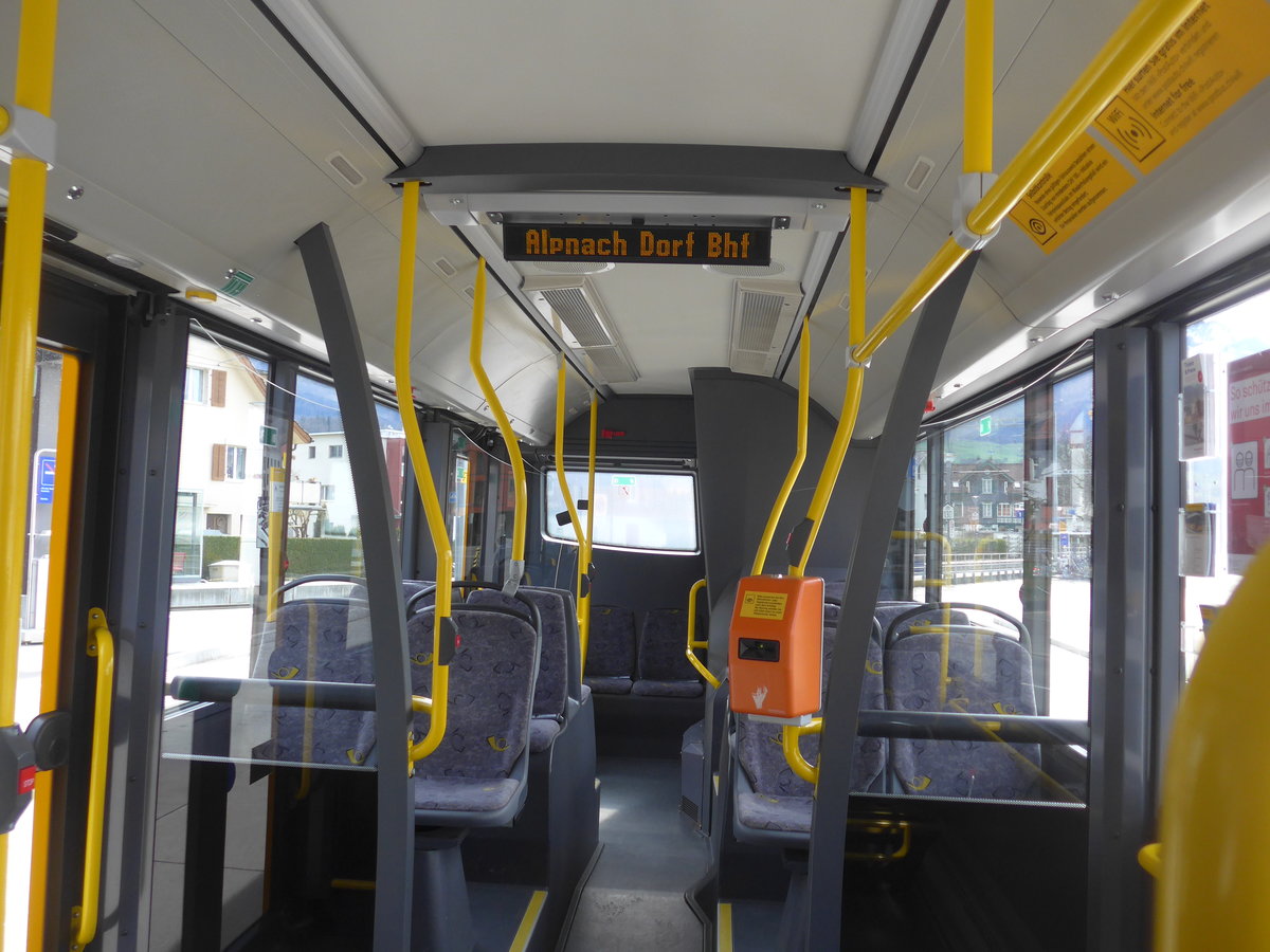 (224'071) - PostAuto Zentralschweiz - Nr. 14/OW 22'255 - VDL am 13. Mrz 2021 beim Bahnhof Sarnen (Innenaufnahme)