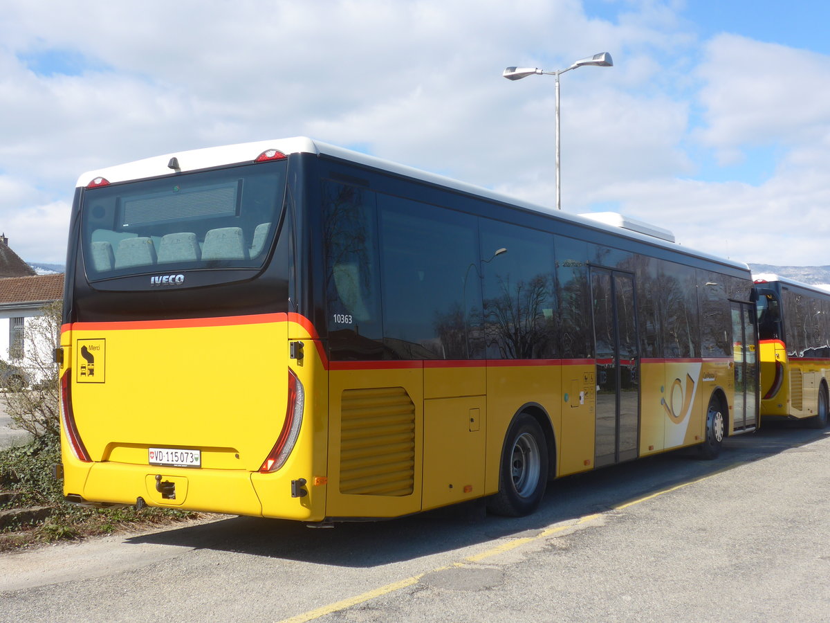 (224'307) - CarPostal Ouest - VD 115'073 - Iveco am 20. Mrz 2021 in Yverdon, Garage