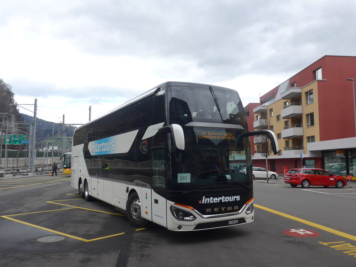 (224'424) - Intertours, Domdidier - FR 300'660 - Setra am 27. Mrz 2021 beim Bahnhof Stansstad