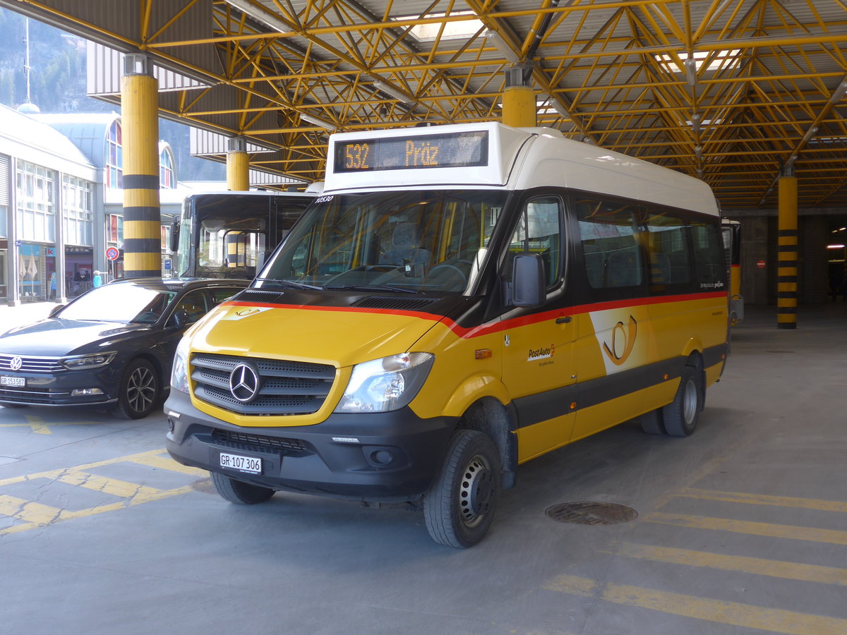 (224'522) - PostAuto Graubnden - GR 107'306 - Mercedes am 28. Mrz 2021 in Thusis, Postautostation