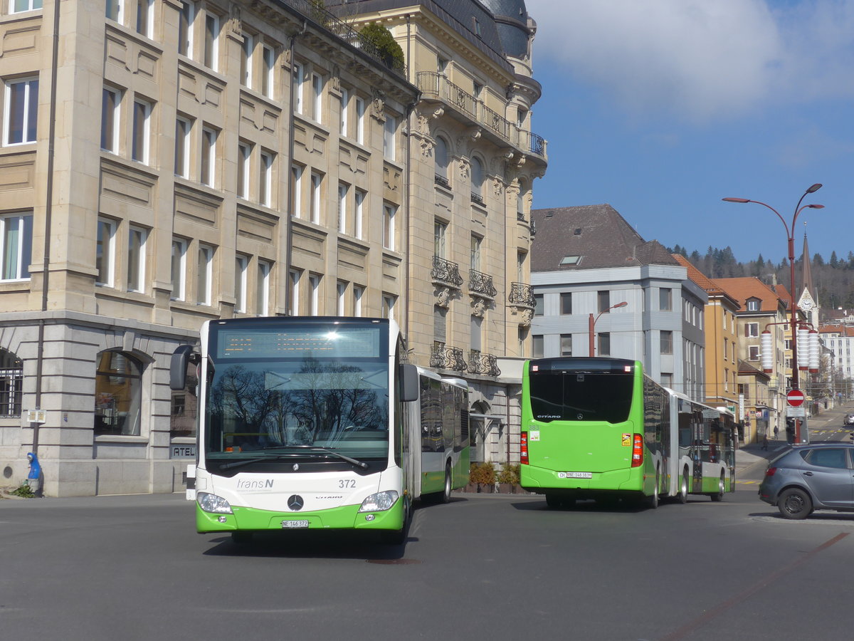 (225'024) - transN, La Chaux-de-Fonds - Nr. 372/NE 146'372 + Nr. 383/NE 146'383 - Mercedes am 17. April 2021 beim Bahnhof La Chaux-de-Fonds