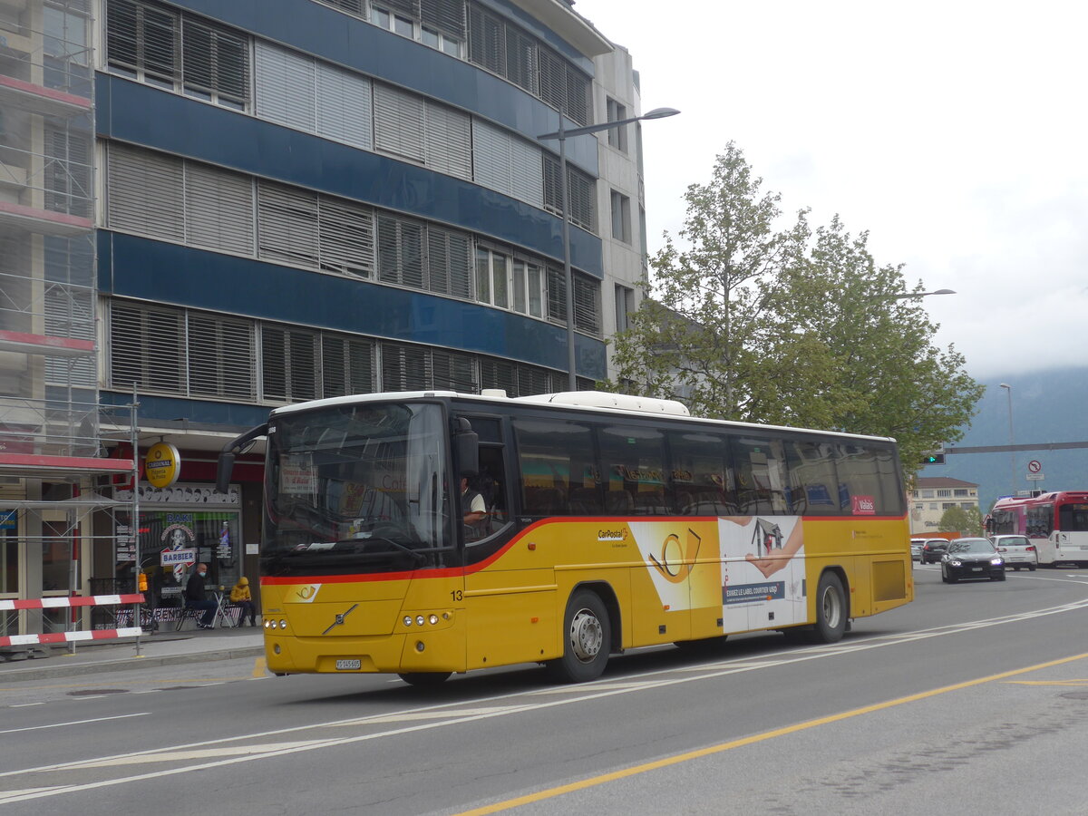 (225'429) - Lathion, Sion - Nr. 13/VS 145'605 - Volvo (ex Nr. 3) am 1. Mai 2021 beim Bahnhof Sion