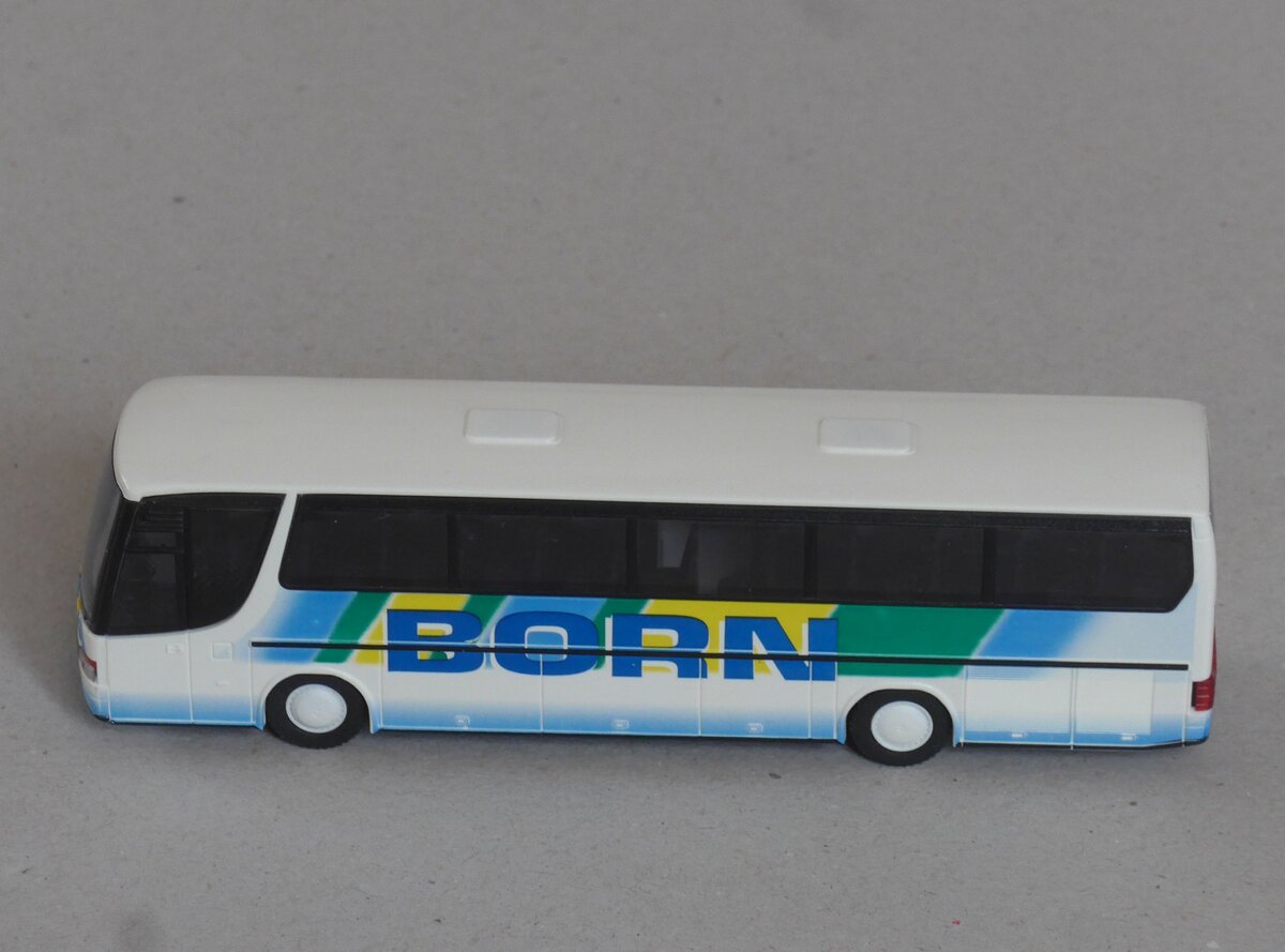 (225'510) - Born, Olten - Setra am 4. Mai 2021 in Thun (Modell)