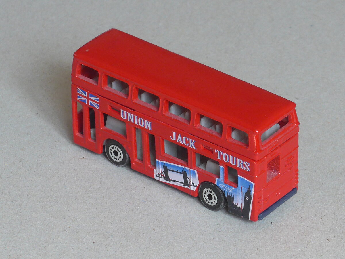 (225'683) - Aus England: London Transport, London - ??? am 1. Juni 2021 in Thun (Modell)