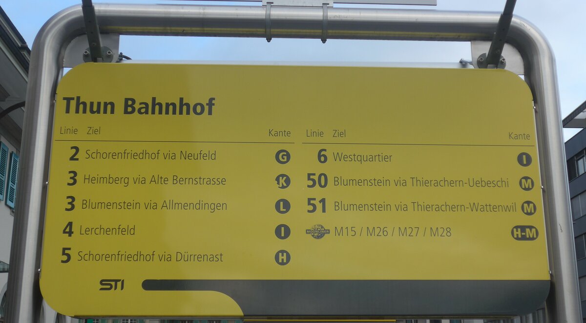 (225'752) - STI-Haltestellenschild - Thun, Bahnhof - am 6. Juni 2021