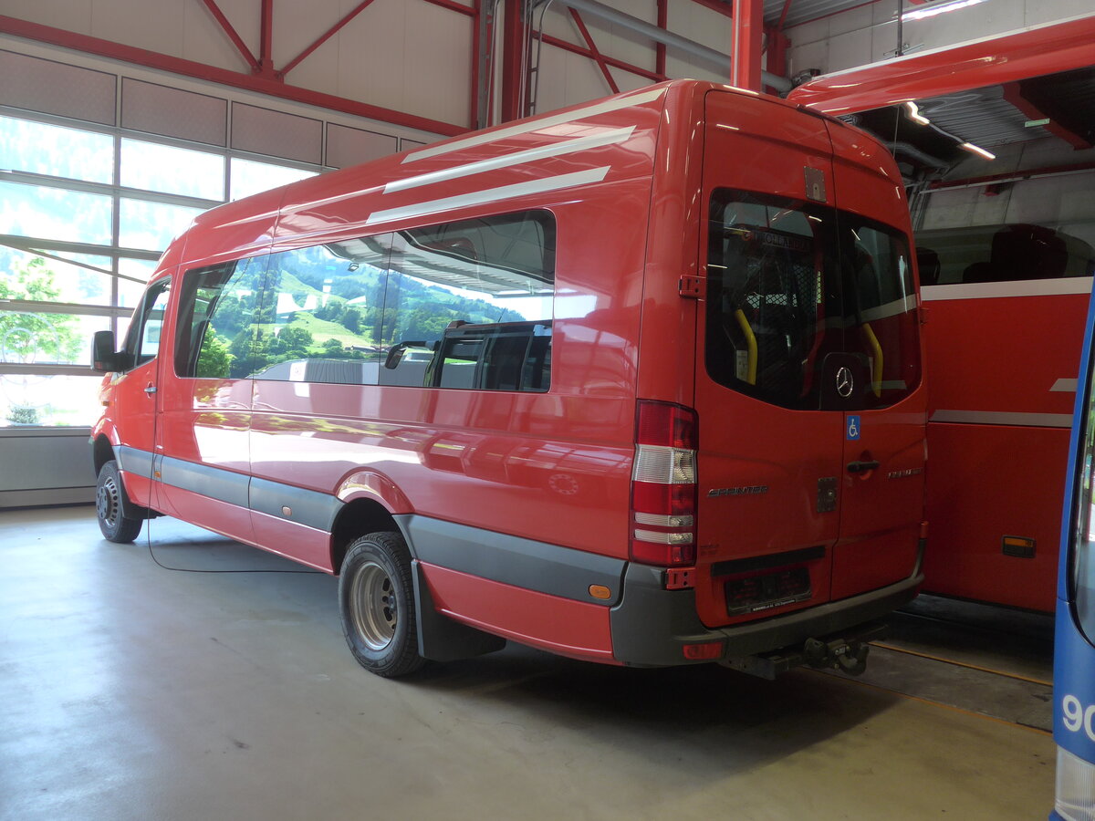 (225'931) - AFA Adelboden - Nr. 53 - Mercedes am 16. Juni 2021 in Frutigen, Garage