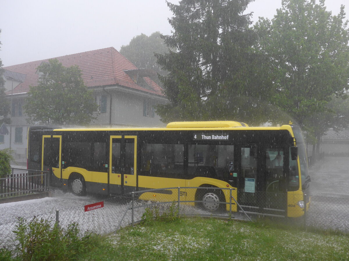 (225'976) - STI Thun - Nr. 404/BE 523'404 - Mercedes am 21. Juni 2021 in Thun-Lerchenfeld, Langestrasse (Hagel in Thun!)