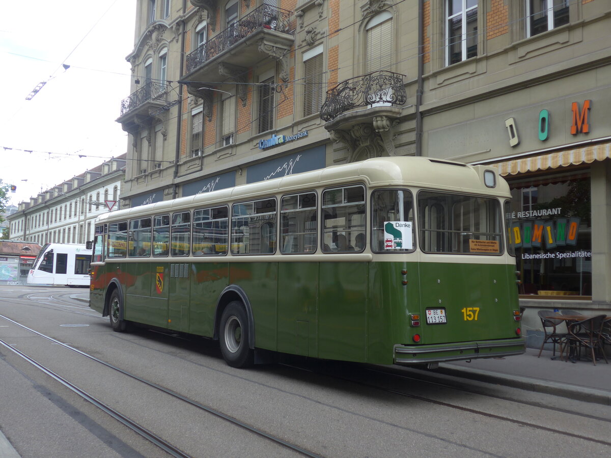 (226'310) - SVB Bern (Bernmobil historique) - Nr. 157/BE 113'157 - FBW/Gangloff am 11. Juli 2021 in Bern, Schwanengasse