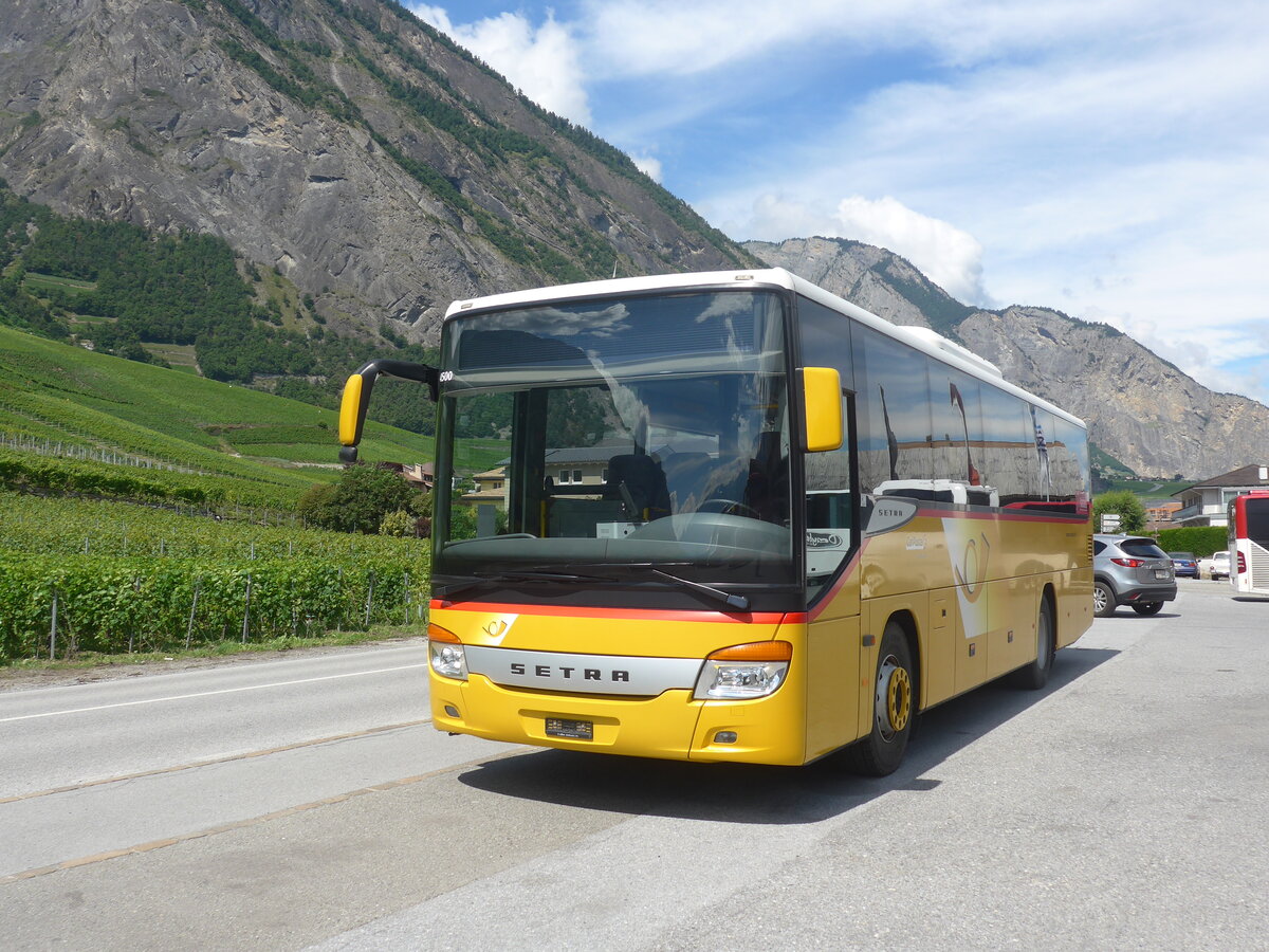 (226'536) - PostAuto Wallis - Nr. 35 - Setra (ex TSAR, Sierre; ex Pfammatter, Sierre) am 17. Juli 2021 in Leytron, Garage Buchard