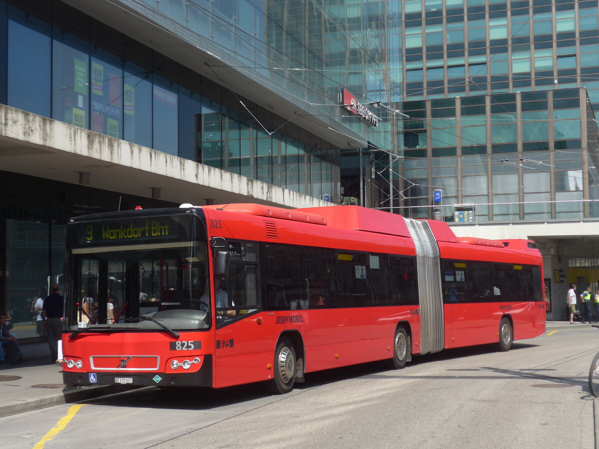 (226'667) - Bernmobil, Bern - Nr. 825/BE 612'825 - Volvo am 22. Juli 2021 beim Bahnhof Bern