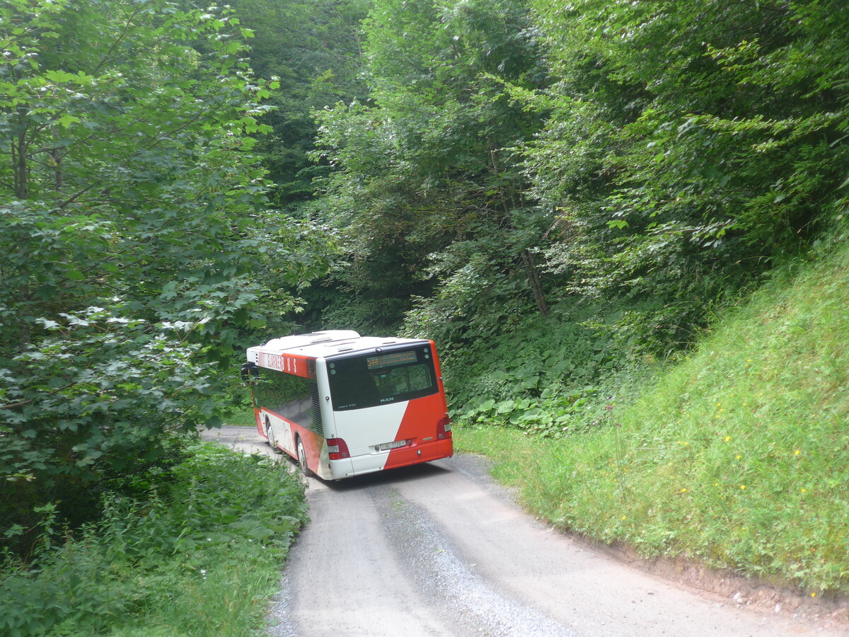 (226'772) - AS Engi - Nr. 10/GL 7710 - MAN am 25. Juli 2021 in Schwanden, Notumfahrung