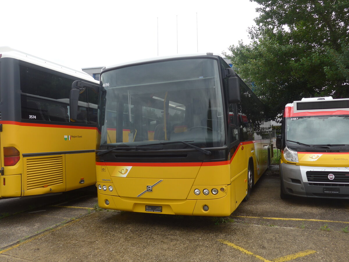 (226'888) - CarPostal Ouest - (VD 124'779) - Volvo am 1. August 2021 in Yverdon, Garage