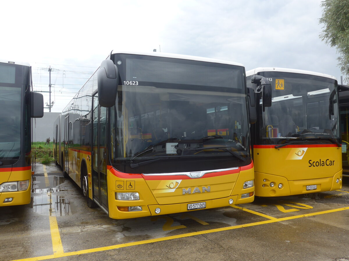 (226'896) - CarPostal Ouest - VD 577'065 - MAN am 1. August 2021 in Yverdon, Garage