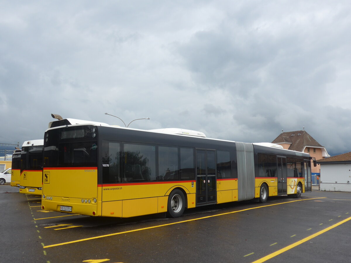 (226'911) - CarPostal Ouest - VD 242'251 - Solaris (ex TPB, Sdeilles) am 1. august 2021 in Yverdon, Garage