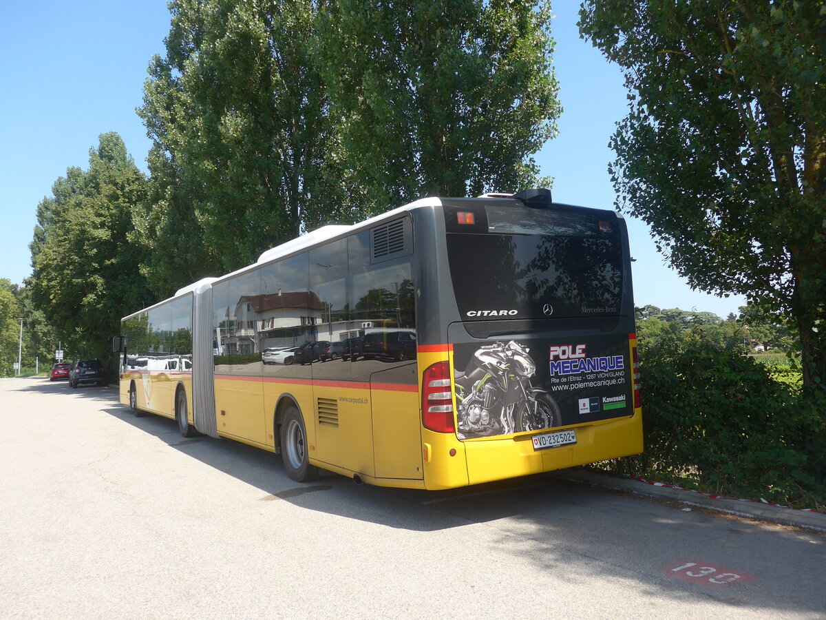 (227'322) - CarPostal Ouest - VD 232'502 - Mercedes am 15. August 2021 beim Bahnhof Coppet