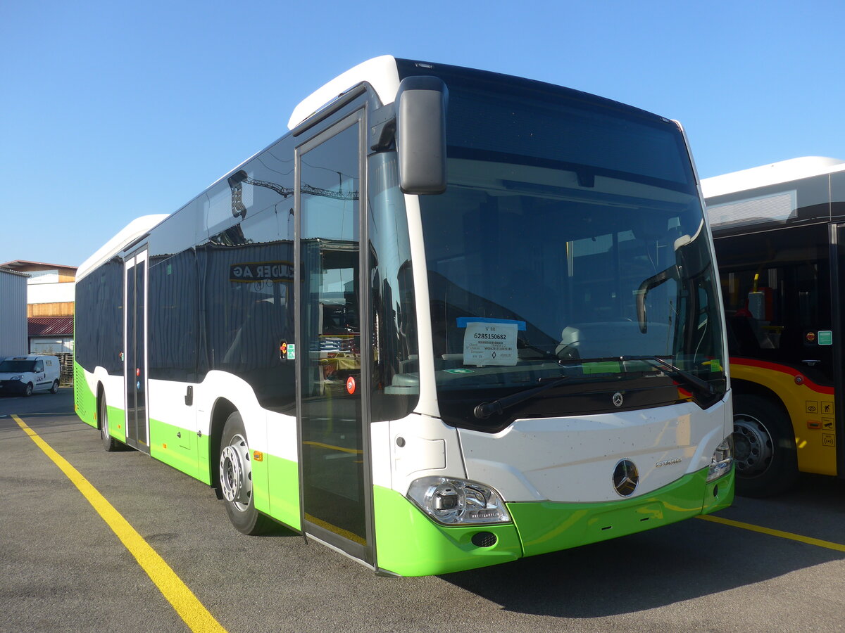 (228'067) - transN, La Chaux-de-Fonds - Nr. 432 - Mercedes am 18. September 2021 in Kerzers, Interbus