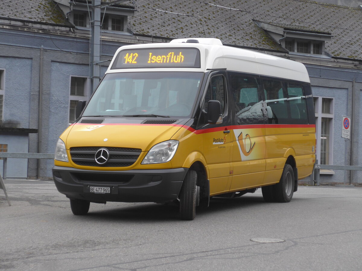 (228'202) - PostAuto Bern - BE 477'965 - Mercedes am 20. September 2021 beim Bahnhof Lauterbrunnen