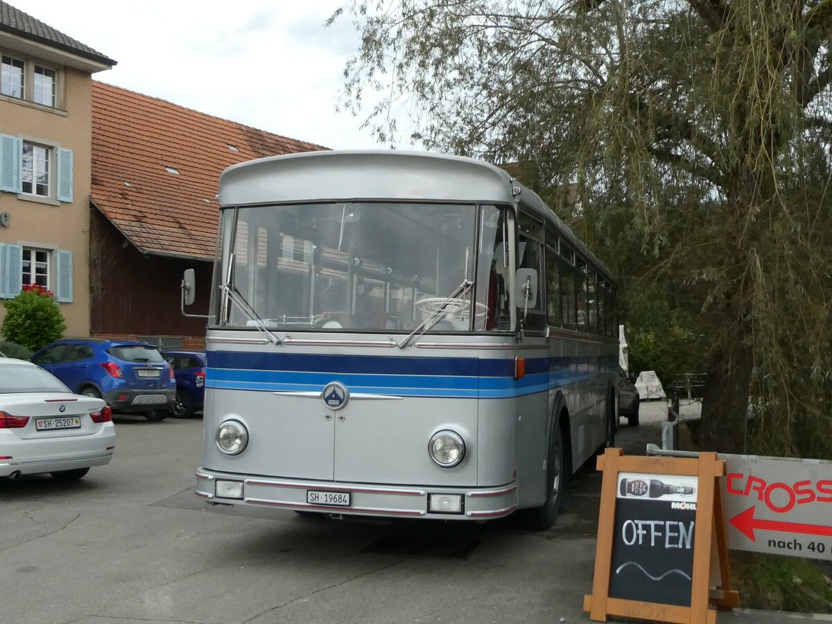 (228'409) - Borer, Neuhausen - SH 19'684 - Saurer/Tscher (ex Schttler, D-Kln; ex Braun, D-Mnster; ex Schmid, Hemishofen; ex Brtsch, Bttenhard; ex ASS Schleitheim Nr. 8) am 26. September 2021 in Beggingen, Dorf