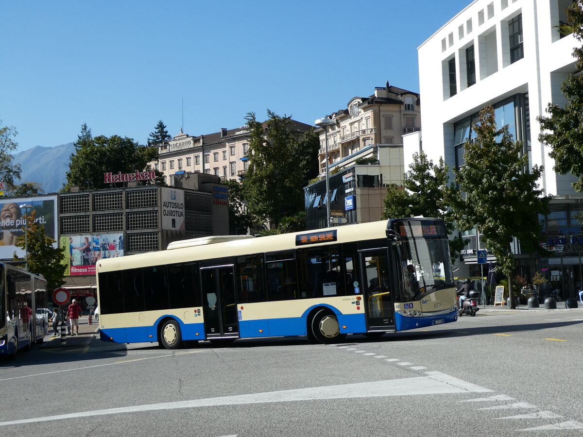 (229'160) - FART Locarno - Nr. 23/TI 339'123 - Solaris (ex Nr. 16) am 14. Oktober 2021 beim Bahnhof Locarno