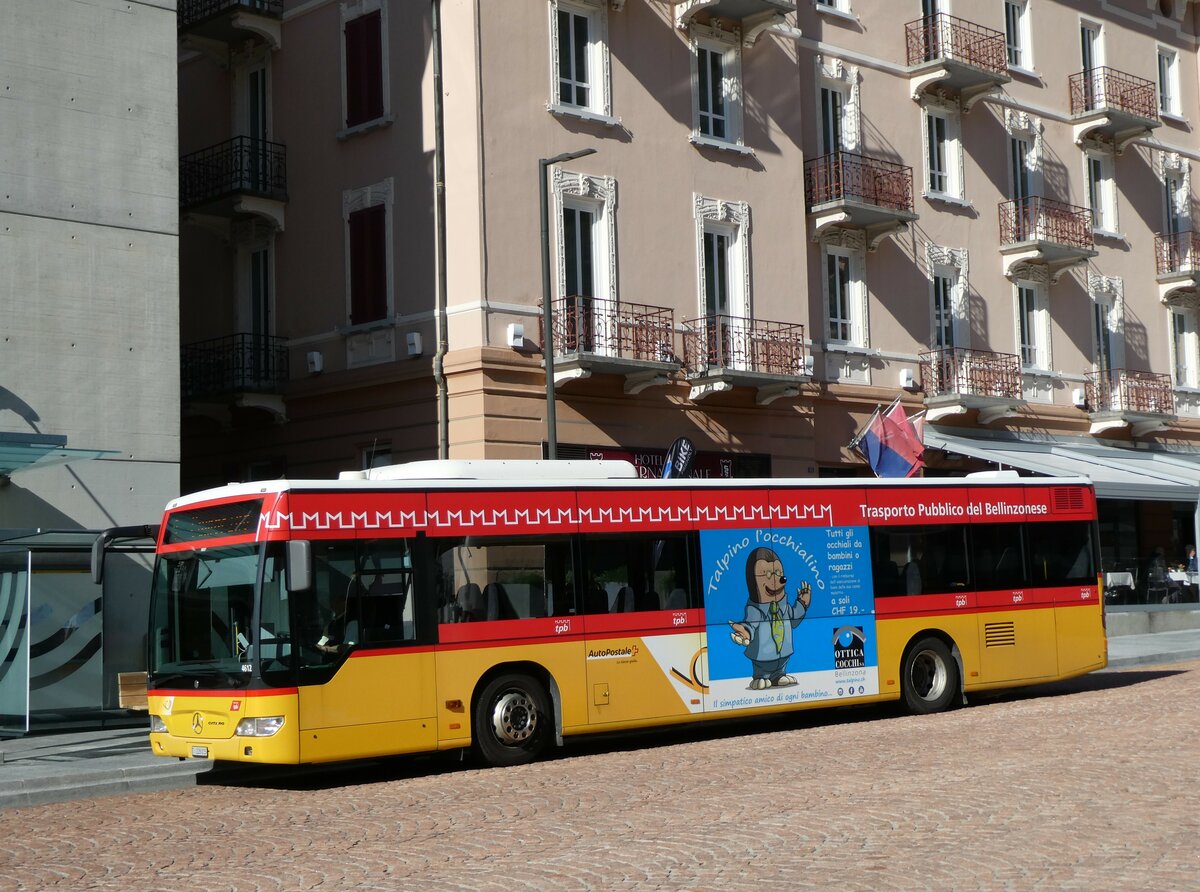 (229'185) - AutoPostale Ticino - TI 228'015 - Mercedes am 14. Oktober 2021 beim Bahnhof Bellinzona