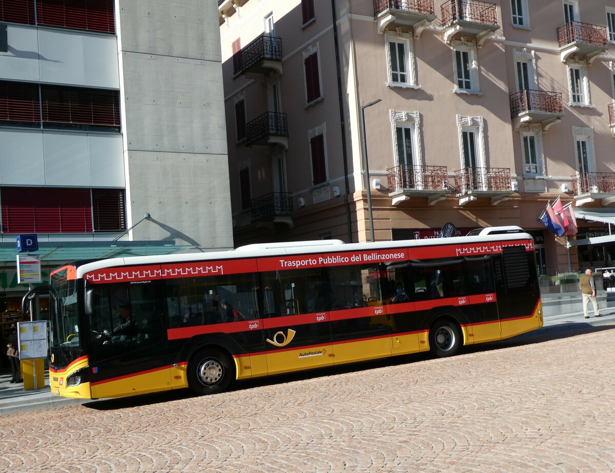 (229'195) - AutoPostale Ticino - TI 339'202 - MAN am 14. Oktober 2021 beim Bahnhof Bellinzona