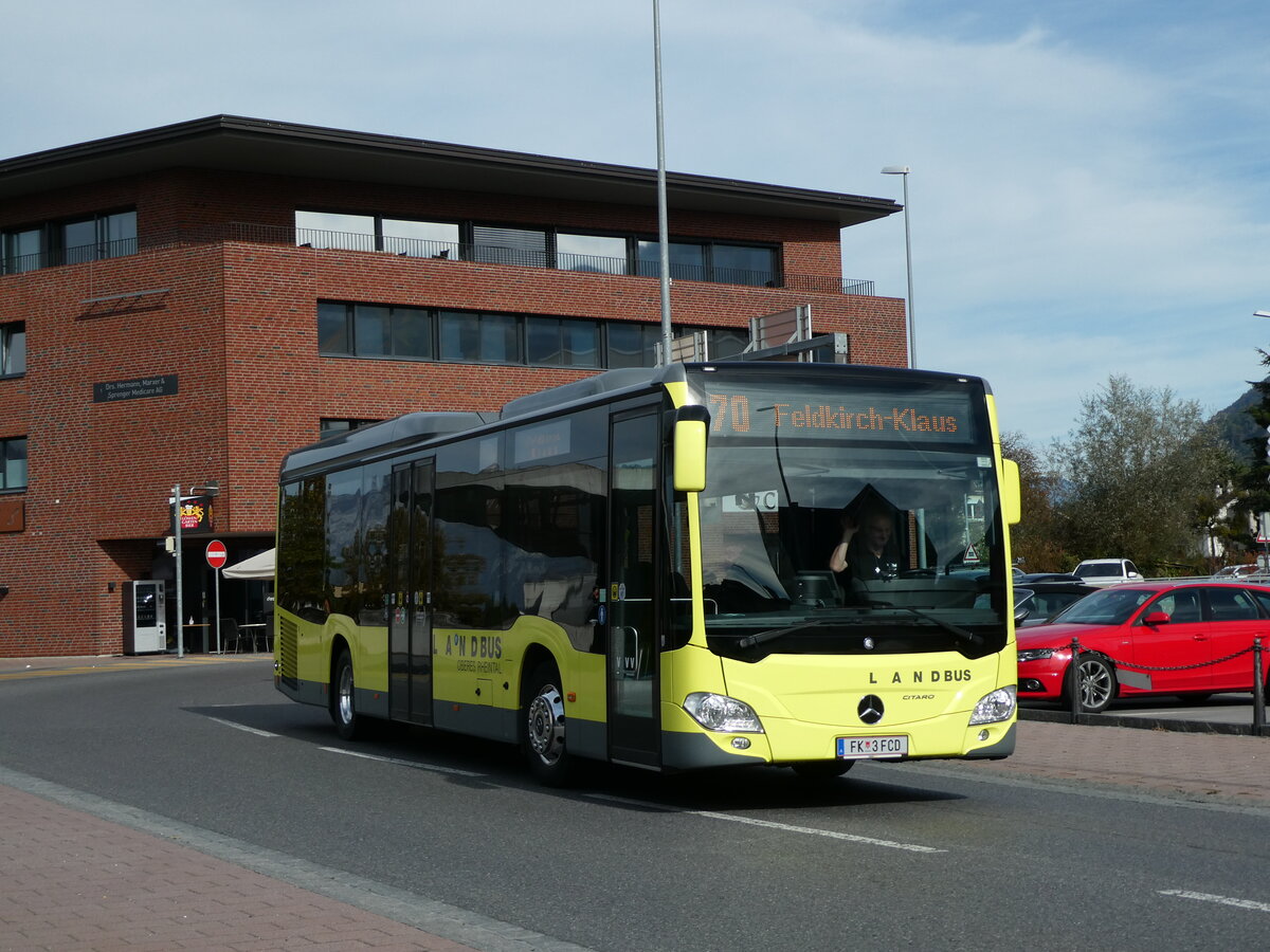 (229'526) - Aus Oesterreich: Landbus Oberes Rheintal, Feldkirch - FK 3 FCD - Mercedes am 20. Oktober 2021 beim Bahnhof Schaan