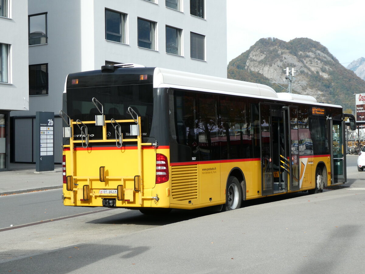 (229'542) - Heim, Flums - SG 9540 - Mercedes am 20. Oktober 2021 beim Bahnhof Sargans