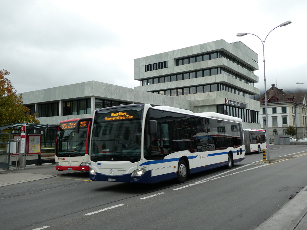 (229'642) - ZVB Zug - Nr. 152/ZG 88'152 - Mercedes am 22. Oktober 2021 in Schwyz, Zentrum