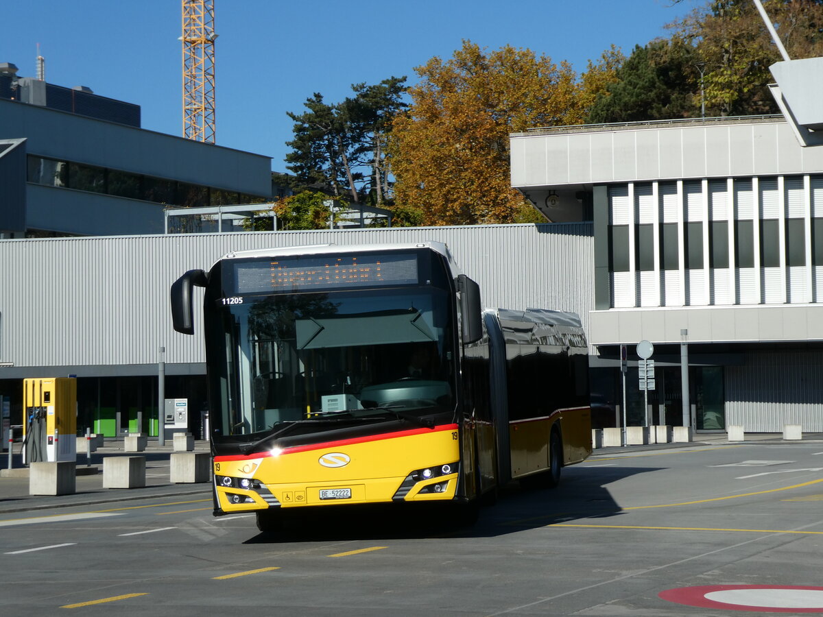 (229'841) - Steiner, Ortschwaben - Nr. 19/BE 52'222 - Solaris am 24. Oktober 2021 in Bern, Postautostation