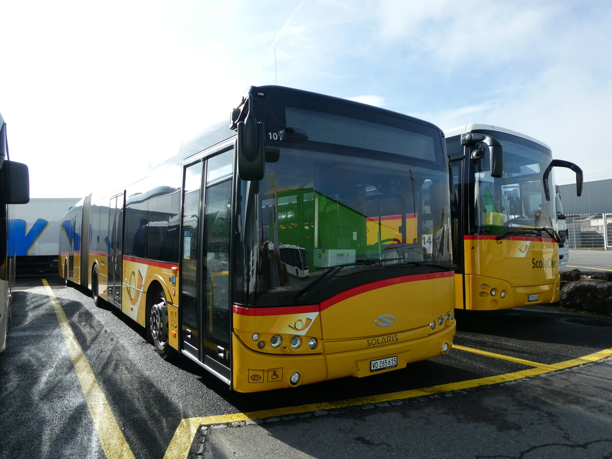 (229'957) - CarPostal Ouest - VD 265'615 - Solaris am 31. Oktober 2021 in Kerzers, Interbus