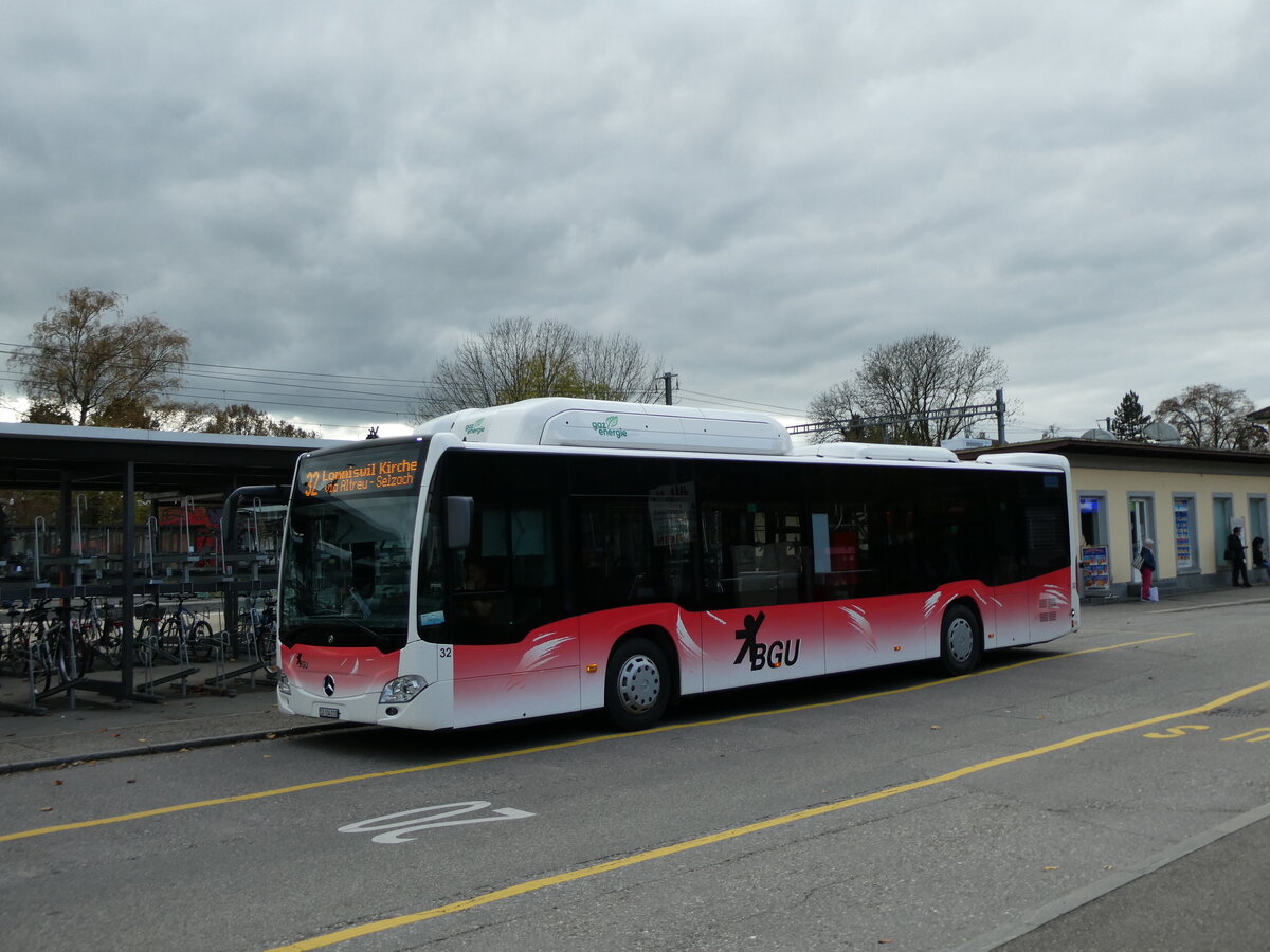 (230'153) - BGU Grenchen - Nr. 32/SO 104'010 - Mercedes am 8. November 2021 beim Bahnhof Grenchen Sd