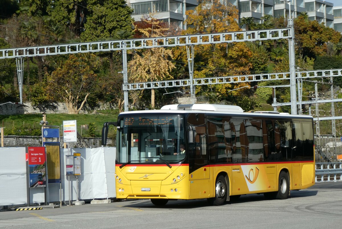 (230'306) - AutoPostale Ticino - Nr. 552/TI 326'902 - Volvo am 10. November 2021 beim Bahnhof Lugano