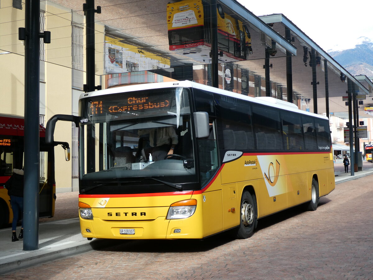 (230'404) - TpM, Mesocco - Nr. 7/GR 108'007 - Setra am 10. November 2021 beim Bahnhof Bellinzona