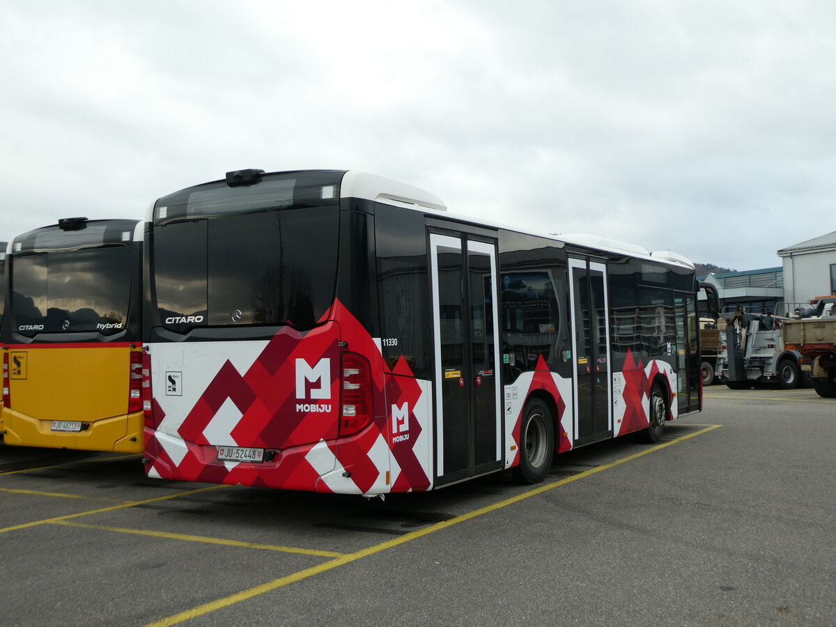 (230'629) - CarPostal Ouest - JU 52'448 - Mercedes am 13. November 2021 in Develier, Parkplatz