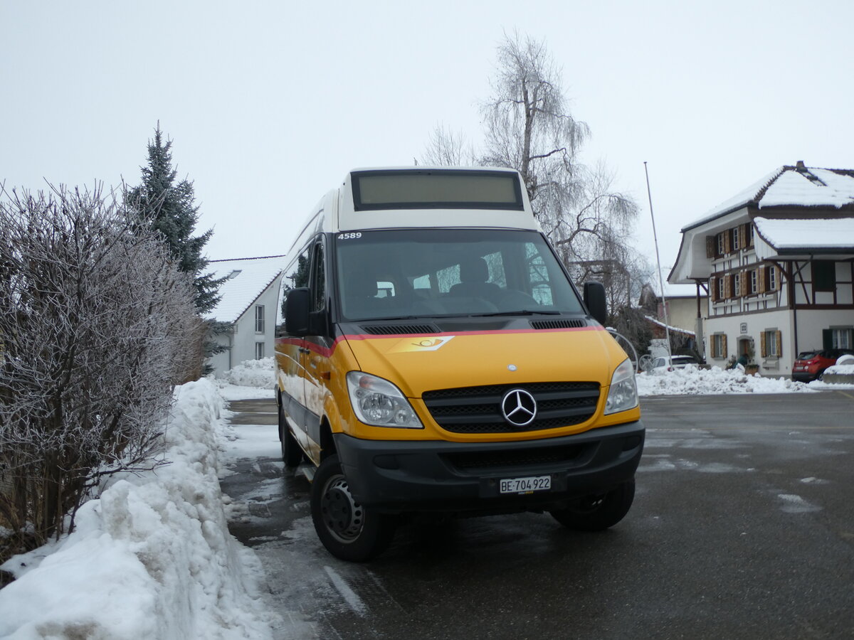 (231'408) - Engeloch, Riggisberg - Nr. 16/BE 704'922 - Mercedes (ex PostAuto Wallis) am 17. Dezember 2021 in Riggisberg, Garage