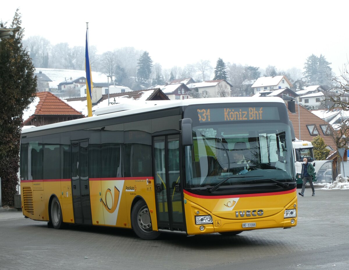 (231'417) - Engeloch, Riggisberg - Nr. 8/BE 13'188 - Iveco am 17. Dezember 2021 in Riggisberg, Post