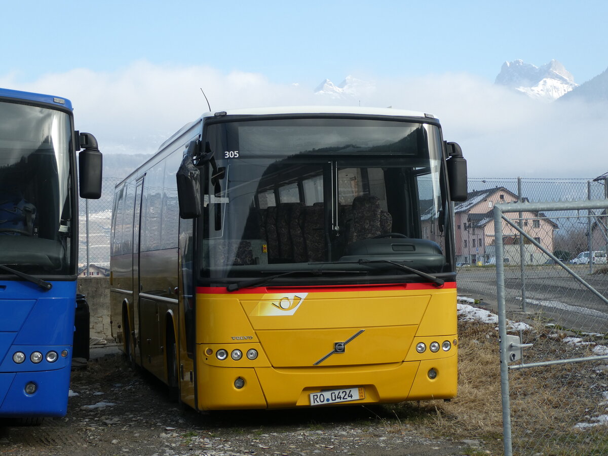 (231'465) - Evquoz, Erde - RO 0424 - Volvo am 18. Dezember 2021 in Massongex, Rte. Du Chablais