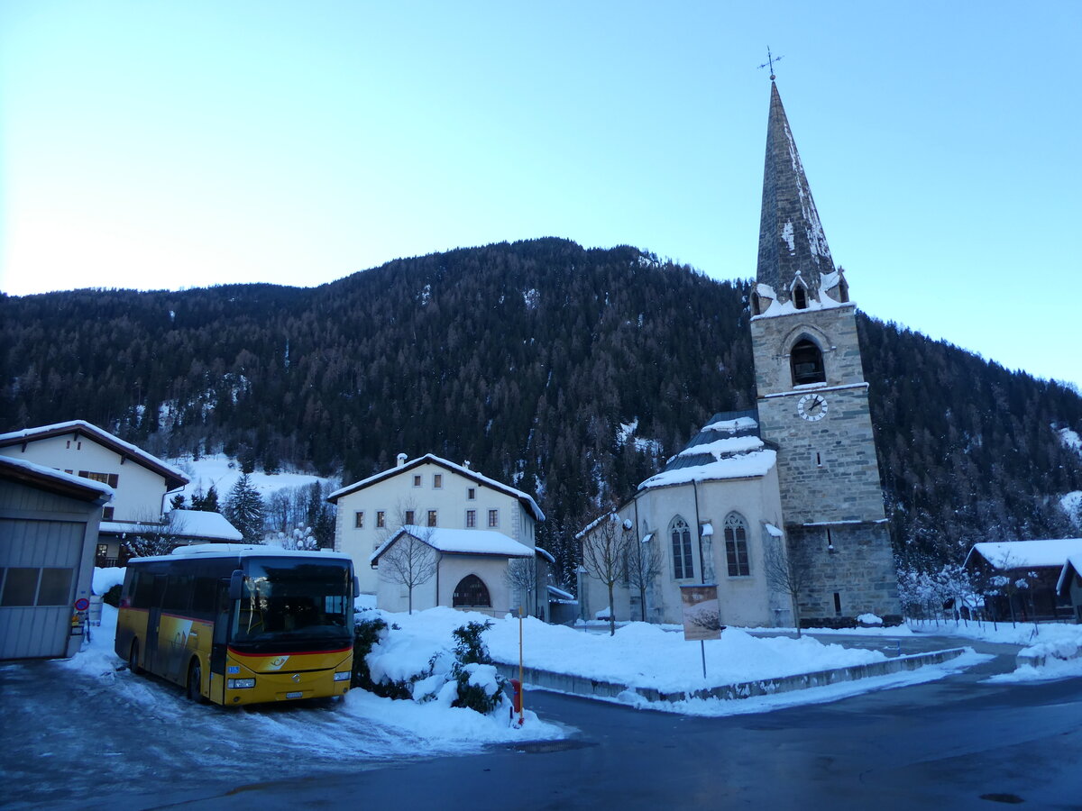 (231'483) - TMR Martigny - Nr. 128/VS 113'534 - Irisbus am 18. Dezember 2021 in Le Chble, Garage