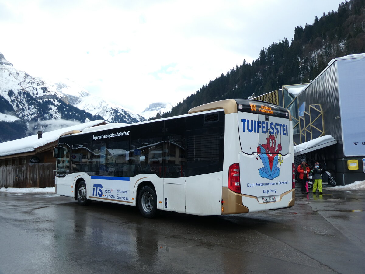 (231'556) - EAB Engelberg - Nr. 4/OW 10'265 - Mercedes am 26. Dezember 2021 in Engelberg, Talstation Titlis