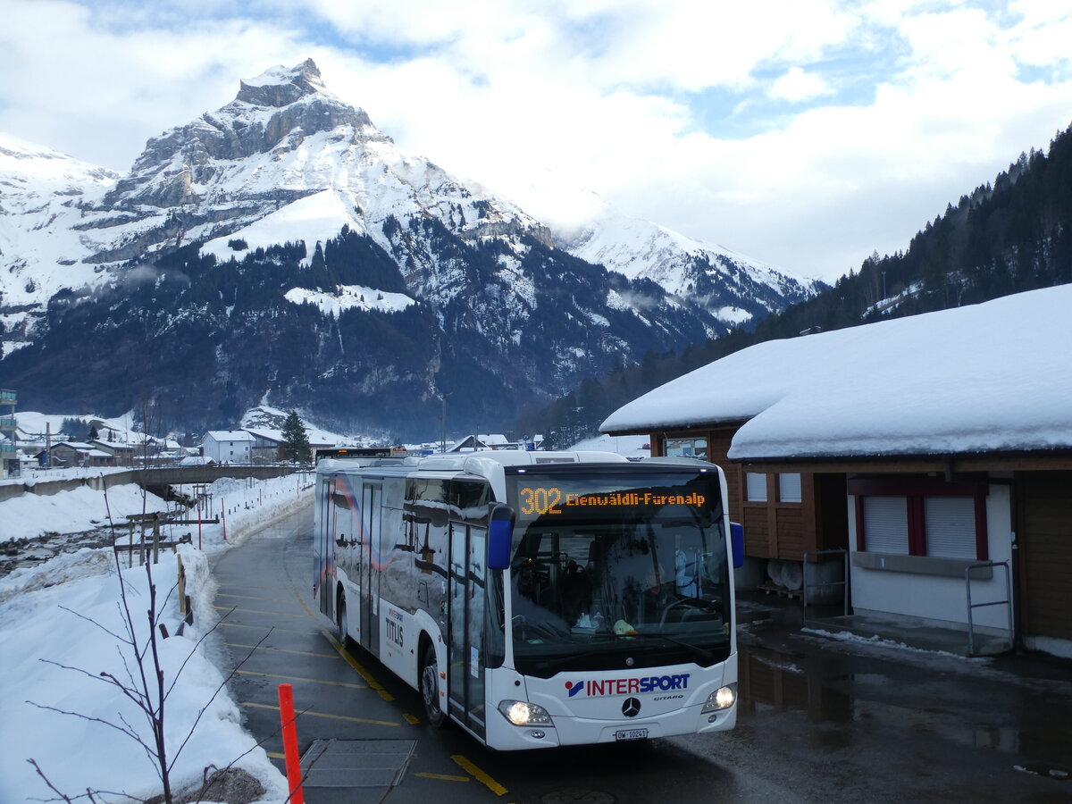 (231'577) - EAB Engelberg - Nr. 5/OW 10'241 - Mercedes (ex VZO Grningen; ex Vorfhrfahrzeug) am 26. Dezember 2021 in Engelberg, Talstation Titlis