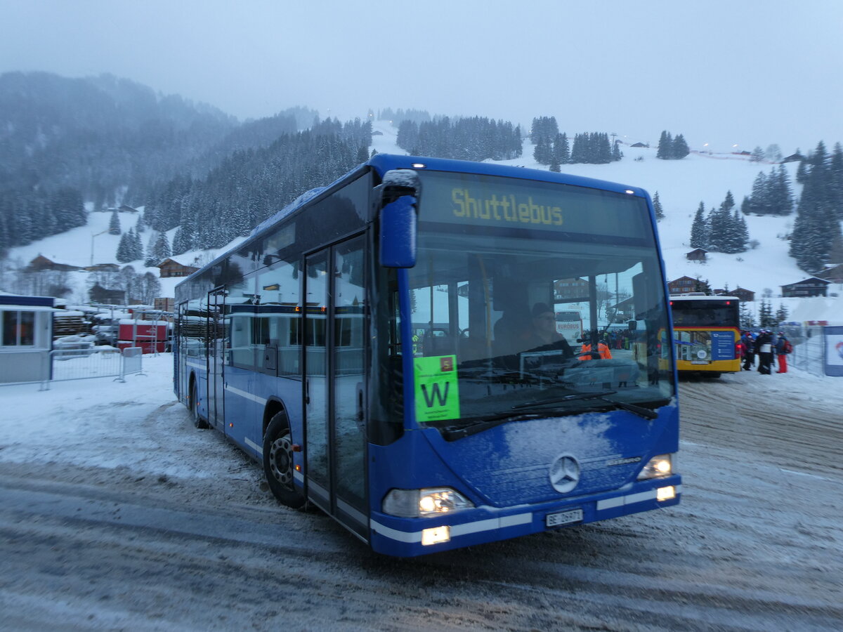 (231'866) - Tritten, Zweisimmen - BE 26'971 - Mercedes (ex BE 633'034; ex AFA Adelboden Nr. 94) am 9. Januar 2022 in Adelboden, Weltcup