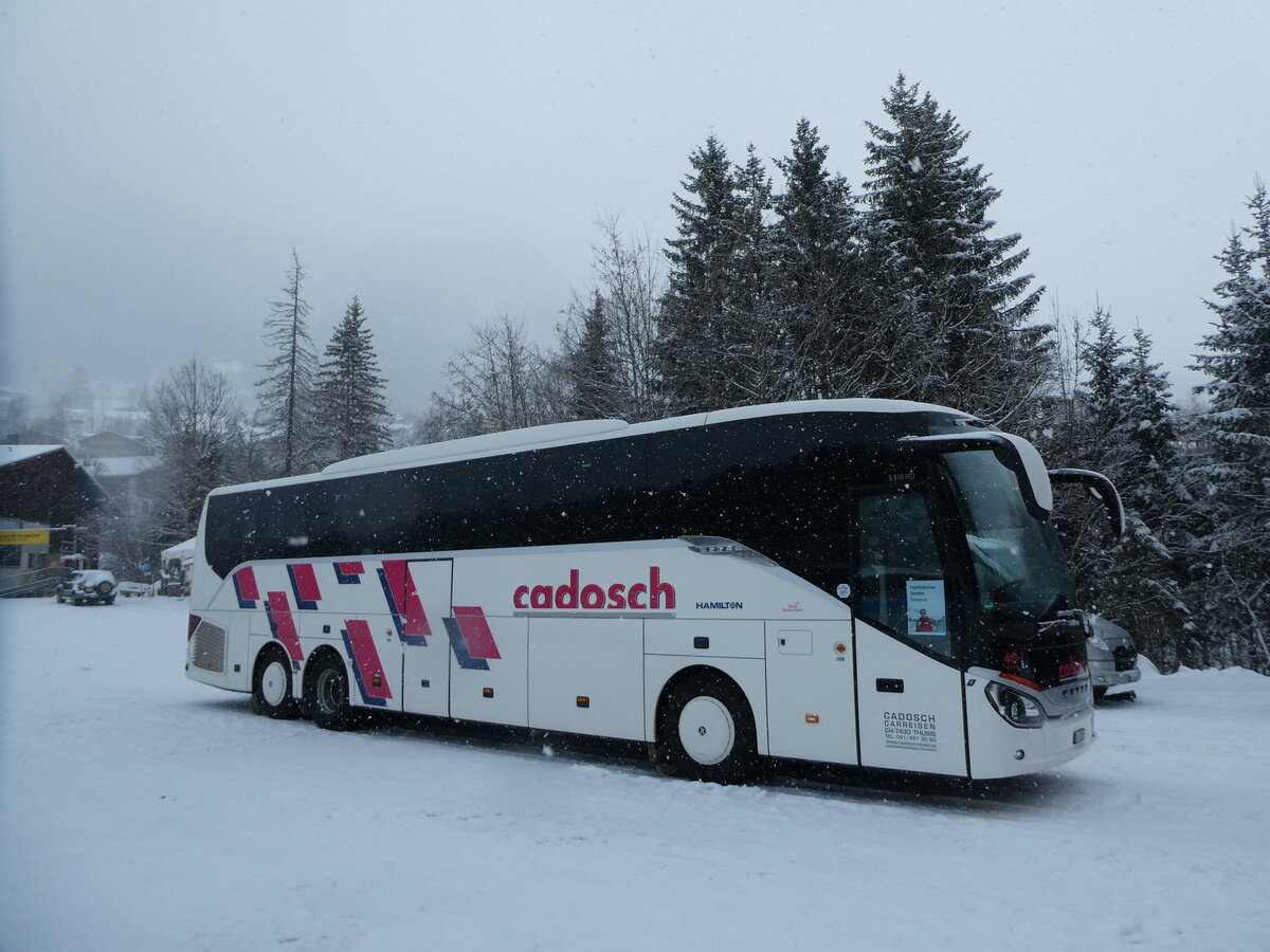 (231'937) - Cadosch, Thusis - GR 28'309 - Setra am 9. Januar 2022 in Adelboden, ASB