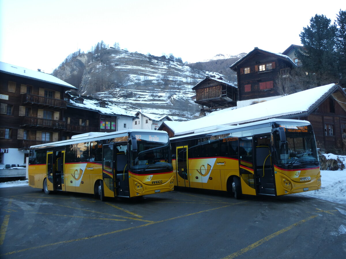 (232'177) - PostAuto Wallis - VS 355'169 + VS 355'170 - Iveco am 21. Januar 2022 in Les Haudres, Centre