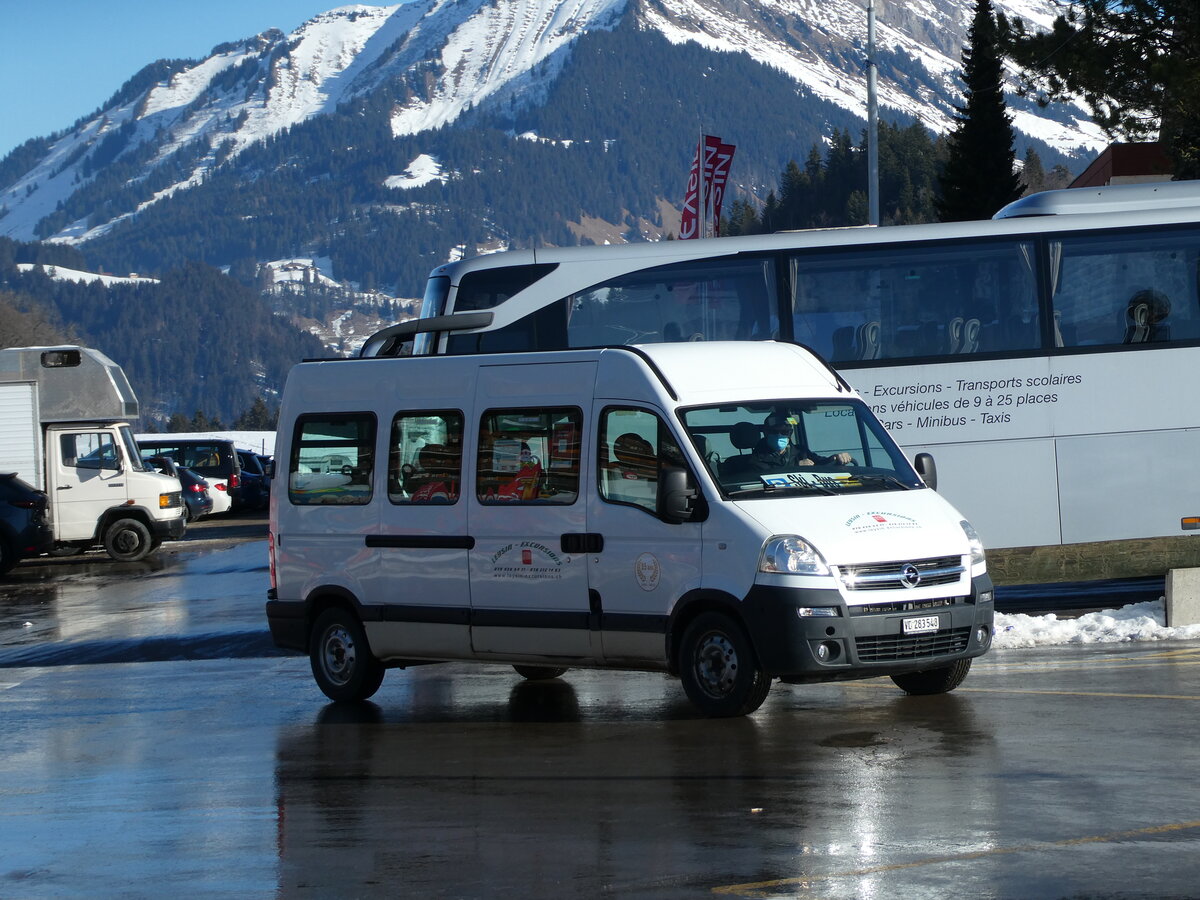 (232'283) - Leysin-Excursions, Leysin - VD 283'548 - Opel am 22. Januar 2022 in Leysin, Centre sportif